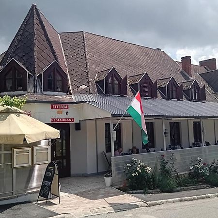 Diana Fogado Bed & Breakfast Keszthely Luaran gambar